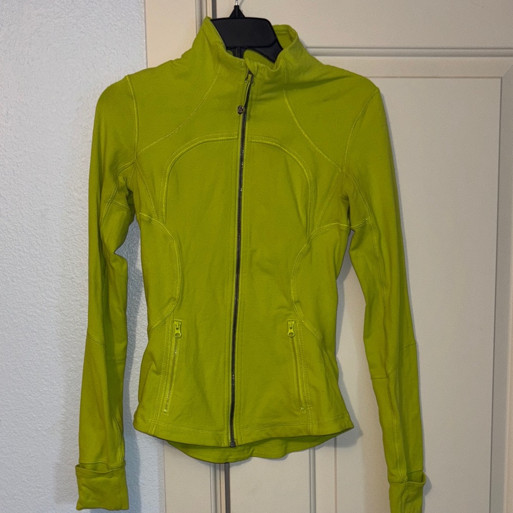 Lululemon Green Forme Jacket 4